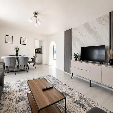 Moderne 3-zimmer-wohnung In Unmittelbarer Nähe Zur *