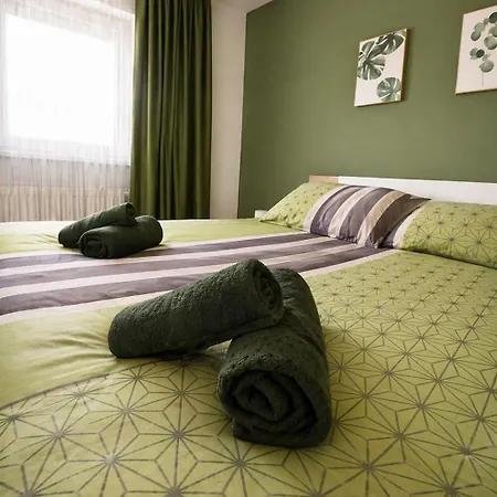 Moderne 3-zimmer-wohnung In Unmittelbarer Naehe Zur Apartment
